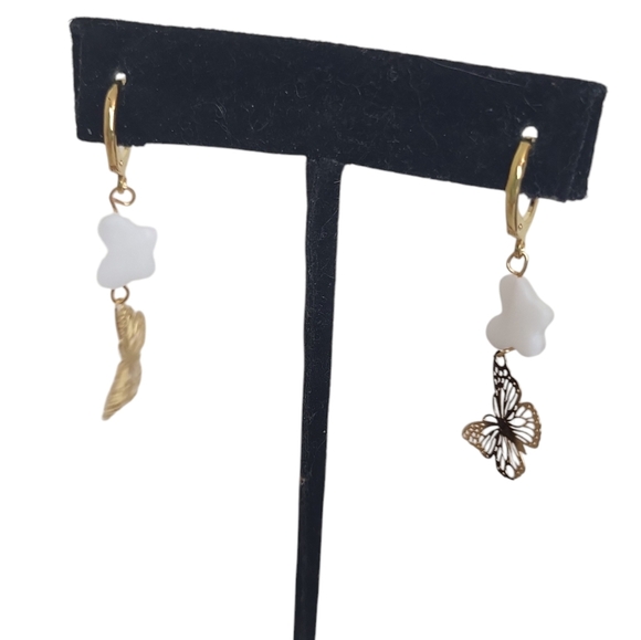 18K Gold Plated Butterfly Filigree Charms Mother Of Pearl Dangle Earrings - Picture 4 of 4